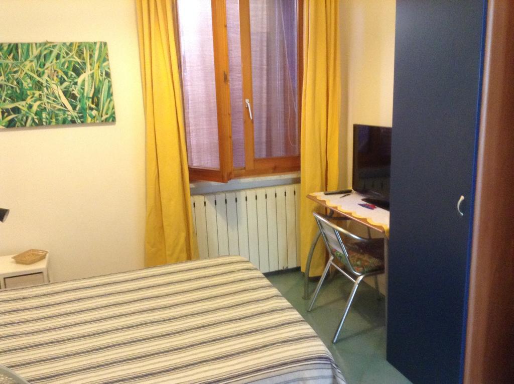 Casa Fornaciari Bed & Breakfast Viareggio Exterior foto