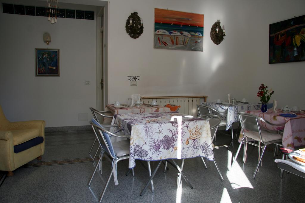 Casa Fornaciari Bed & Breakfast Viareggio Exterior foto